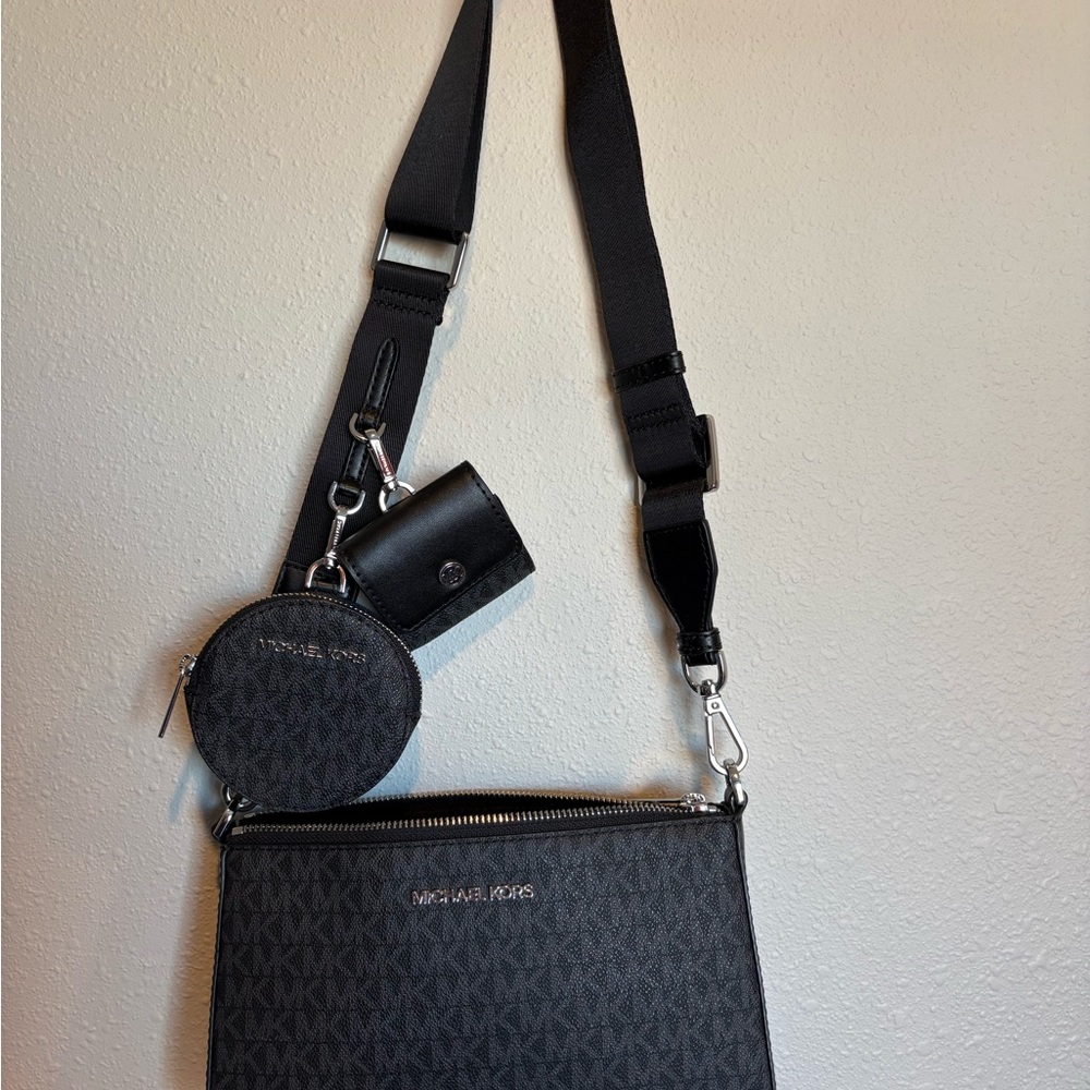 *SOLD* Michael Kors Black and Gray Messenger Bag